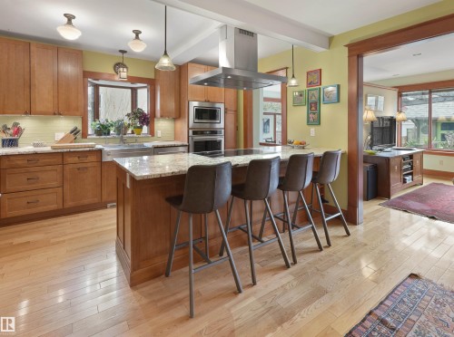9739 86 Avenue, Edmonton, AB - Indoor Photo Showing Kitchen With Upgraded Kitchen