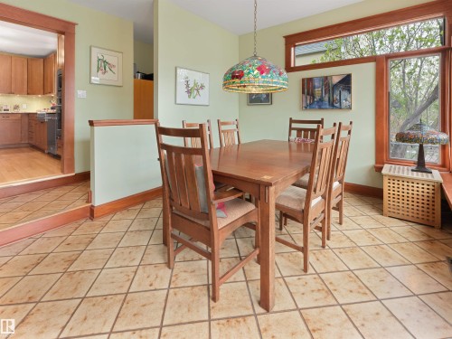 9739 86 Avenue, Edmonton, AB - Indoor Photo Showing Dining Room