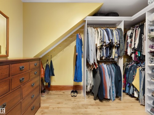 9739 86 Avenue, Edmonton, AB - Indoor With Storage
