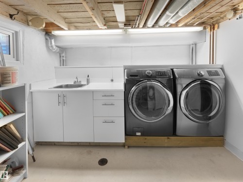 9739 86 Avenue, Edmonton, AB - Indoor Photo Showing Laundry Room