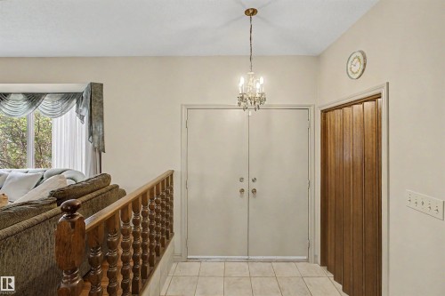 11617 26 Avenue, Edmonton, AB - Indoor Photo Showing Other Room