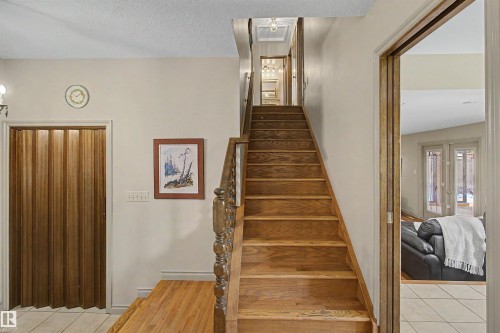 11617 26 Avenue, Edmonton, AB - Indoor Photo Showing Other Room