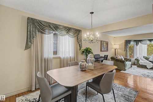 11617 26 Avenue, Edmonton, AB - Indoor Photo Showing Dining Room