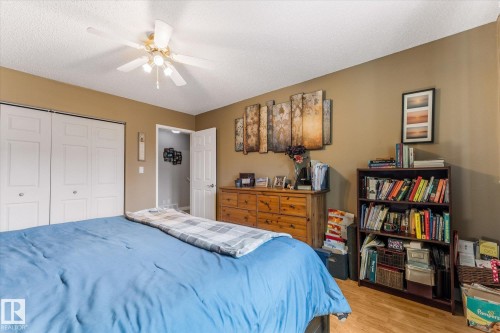 4627 10A Avenue, Edmonton, AB - Indoor Photo Showing Bedroom