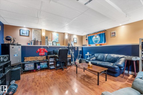 4627 10A Avenue, Edmonton, AB - Indoor
