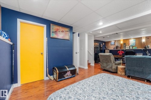 4627 10A Avenue, Edmonton, AB - Indoor