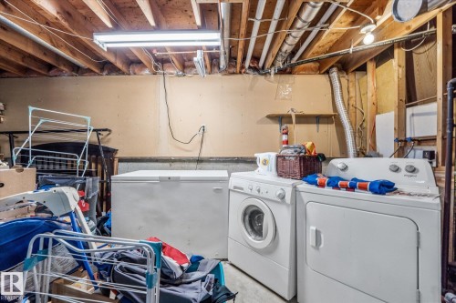 4627 10A Avenue, Edmonton, AB - Indoor Photo Showing Laundry Room