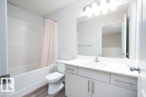 3099 Checknita Way, Edmonton, AB - Indoor Photo Showing Bathroom