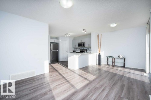 3099 Checknita Way, Edmonton, AB - Indoor Photo Showing Kitchen