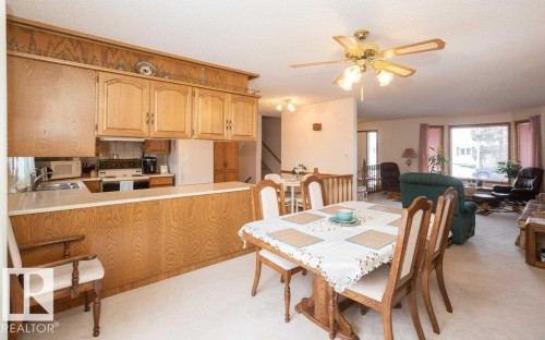 11003 104 Street, Westlock, AB - Indoor Photo Showing Dining Room