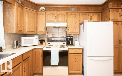 11003 104 Street, Westlock, AB - Indoor Photo Showing Kitchen