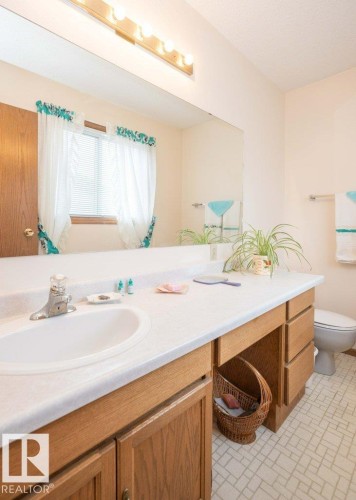 11003 104 Street, Westlock, AB - Indoor Photo Showing Bathroom