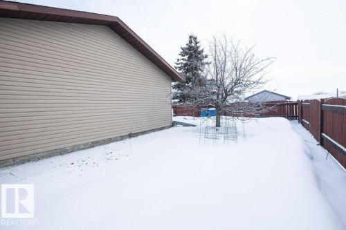 11003 104 Street, Westlock, AB - Outdoor