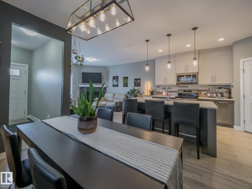 12137 103 Street, Edmonton, AB - Indoor Photo Showing Dining Room