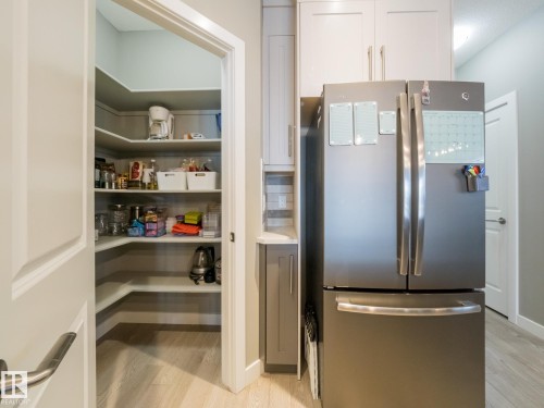 12137 103 Street, Edmonton, AB - Indoor