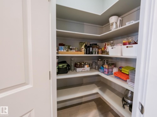 12137 103 Street, Edmonton, AB - Indoor With Storage