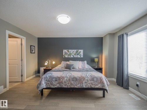 12137 103 Street, Edmonton, AB - Indoor Photo Showing Bedroom