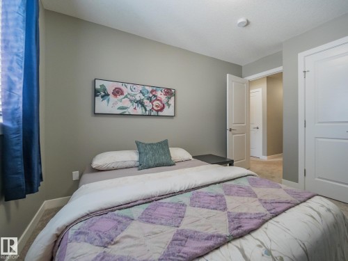 12137 103 Street, Edmonton, AB - Indoor Photo Showing Bedroom