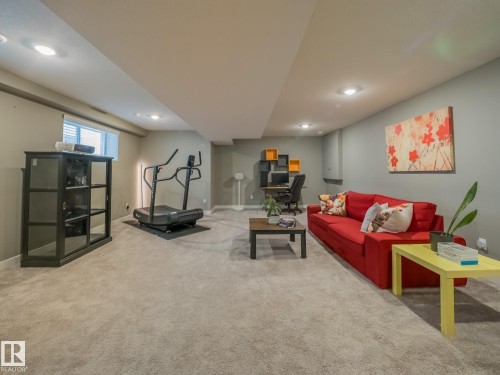 12137 103 Street, Edmonton, AB - Indoor Photo Showing Other Room