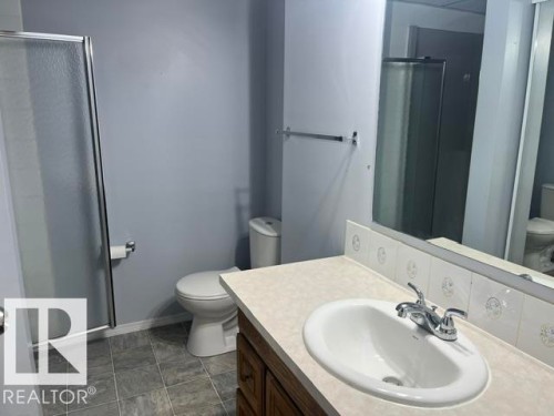 5911A 41 Avenue, Camrose, AB - Indoor Photo Showing Bathroom