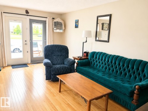 5911A 41 Avenue, Camrose, AB - Indoor Photo Showing Living Room