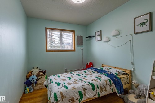 93 16823 84 Street, Edmonton, AB - Indoor Photo Showing Bedroom