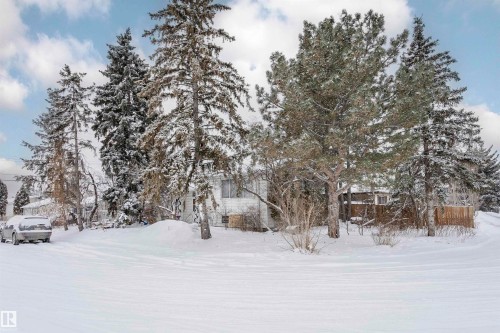 13512 71 Street, Edmonton, AB - Outdoor With View