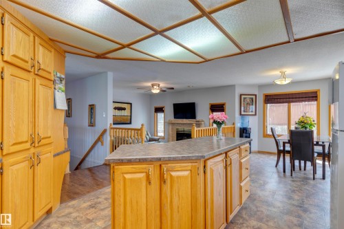 15411 67A Street, Edmonton, AB - Indoor