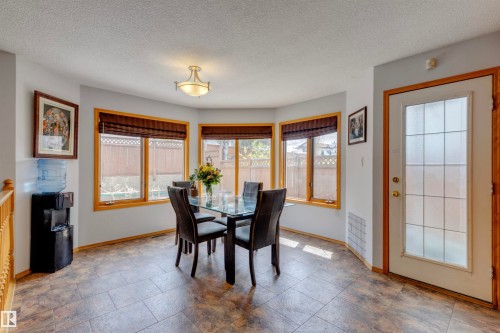 15411 67A Street, Edmonton, AB - Indoor Photo Showing Dining Room