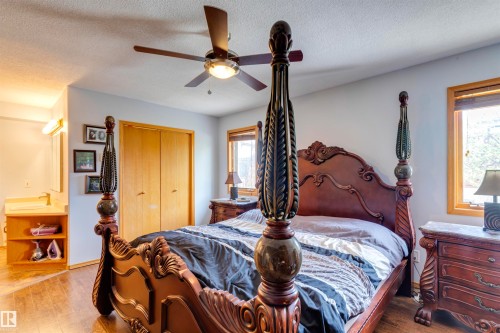 15411 67A Street, Edmonton, AB - Indoor Photo Showing Bedroom