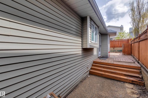 15411 67A Street, Edmonton, AB - Outdoor With Exterior