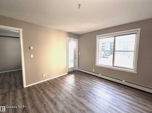 210 3207 James Mowatt Trail, Edmonton, AB - Indoor Photo Showing Other Room