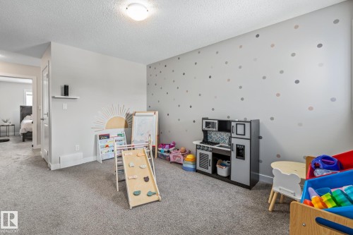 856 Ebbers Crescent, Edmonton, AB - Indoor Photo Showing Other Room
