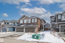856 EBBERS Crescent  Edmonton, AB T5Y 3V2