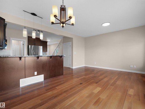 15926 10 Avenue Sw, Edmonton, AB - Indoor