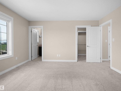 15926 10 Avenue Sw, Edmonton, AB - Indoor Photo Showing Other Room