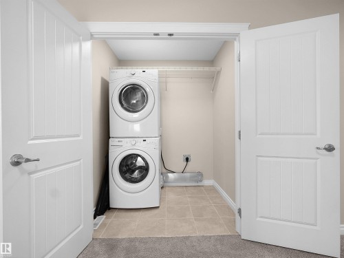15926 10 Avenue Sw, Edmonton, AB - Indoor Photo Showing Laundry Room