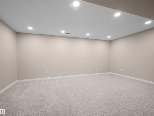 15926 10 Avenue Sw, Edmonton, AB - Indoor