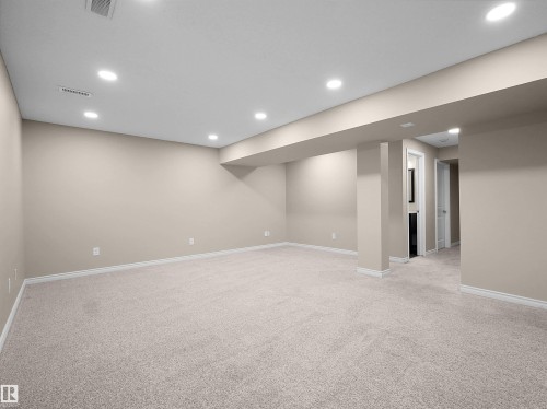 15926 10 Avenue Sw, Edmonton, AB - Indoor Photo Showing Other Room