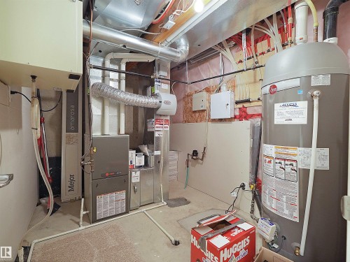 15926 10 Avenue Sw, Edmonton, AB - Indoor Photo Showing Basement