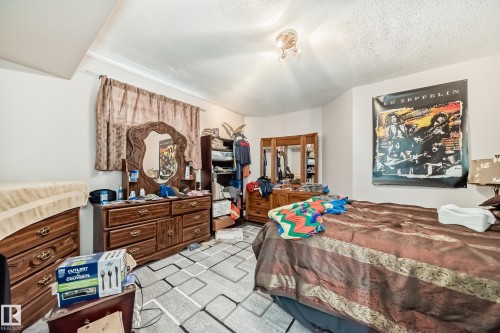 Den/Office - 5107 200 Street, Edmonton, AB - Indoor Photo Showing Bedroom