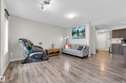 4371 Annett Common, Edmonton, AB - Indoor