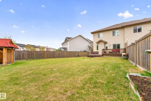 4371 Annett Common, Edmonton, AB - Outdoor With Backyard