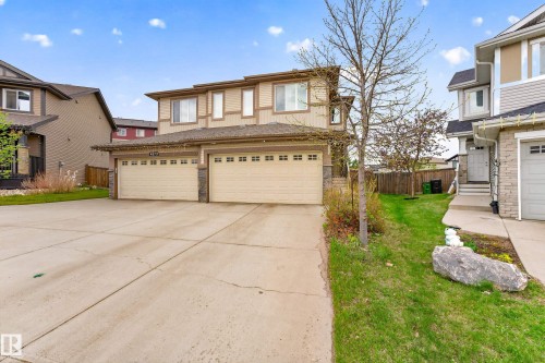 4371 Annett Common, Edmonton, AB - Outdoor