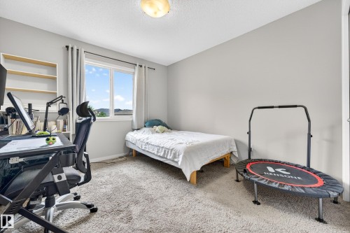 4371 Annett Common, Edmonton, AB - Indoor