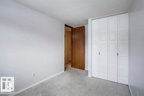 10688 Beaumaris Road, Edmonton, AB - Indoor Photo Showing Other Room