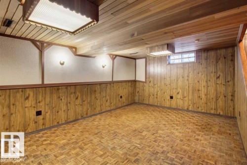 10688 Beaumaris Road, Edmonton, AB - Indoor Photo Showing Basement