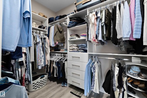 166 Edgewater Circle, Leduc, AB - Indoor With Storage