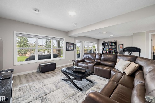 166 Edgewater Circle, Leduc, AB - Indoor Photo Showing Living Room