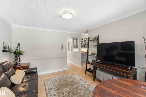 58 Patterson Cr, St. Albert, AB - Indoor Photo Showing Living Room